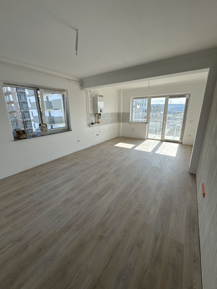 🔑 Apartament 3 camere / 2 bai / etaj 2 / parcare + boxa / ZONA CETATII – fotografia 5 din 9