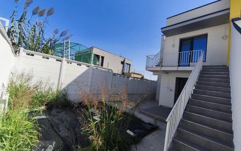 Vila modernă de vânzare strada M16 Mamaia Sat