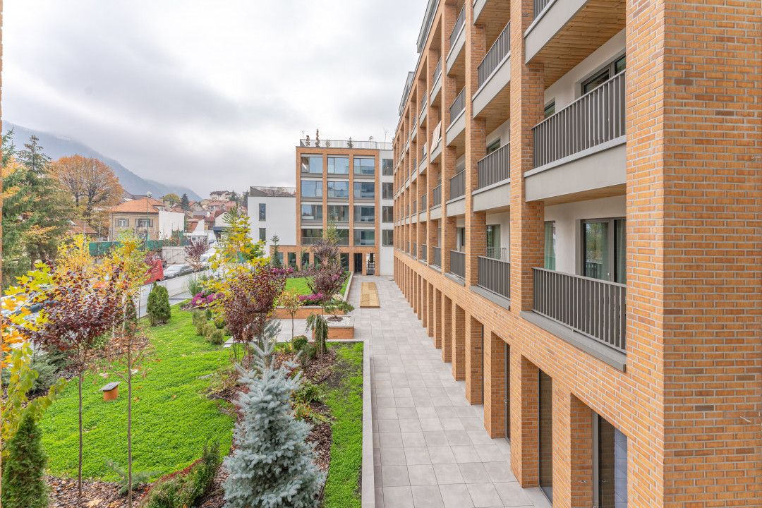 Apartament tip Studio lux in zona centrala! – fotografia 13 din 14