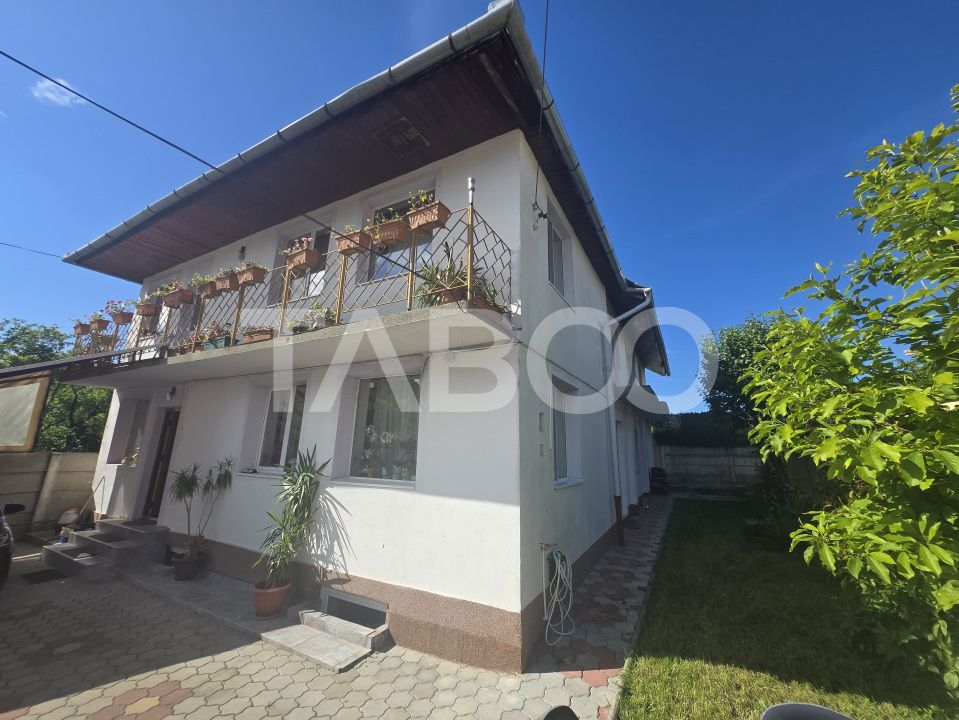 Casa de vanzare 260mp 7 camere curte 113mp in zona Trei Stejari Sibiu – fotografia 1 din 11