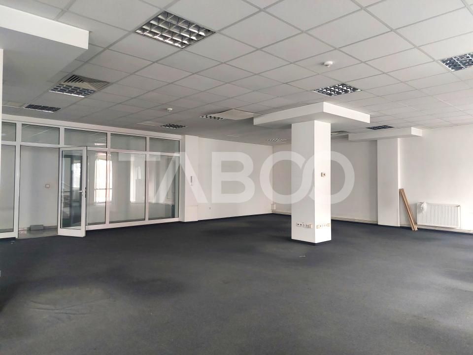 Spatiu de birouri 275 mp 3 camere etaj 1 autorizat ISU Sibiu – fotografia 2 din 11