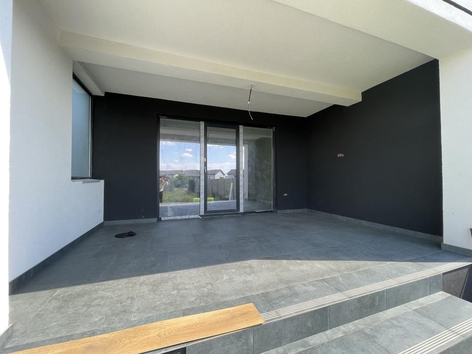 Duplex 115mp utili cu 4 camere, despartit prin camera tehnica - Urseni – fotografia 11 din 12