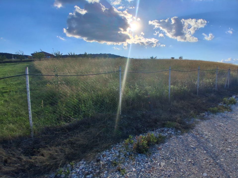 Teren intravilan de vânzare, 700 mp.  la 8 km de Cluj-Napoca – fotografia 1 din 2