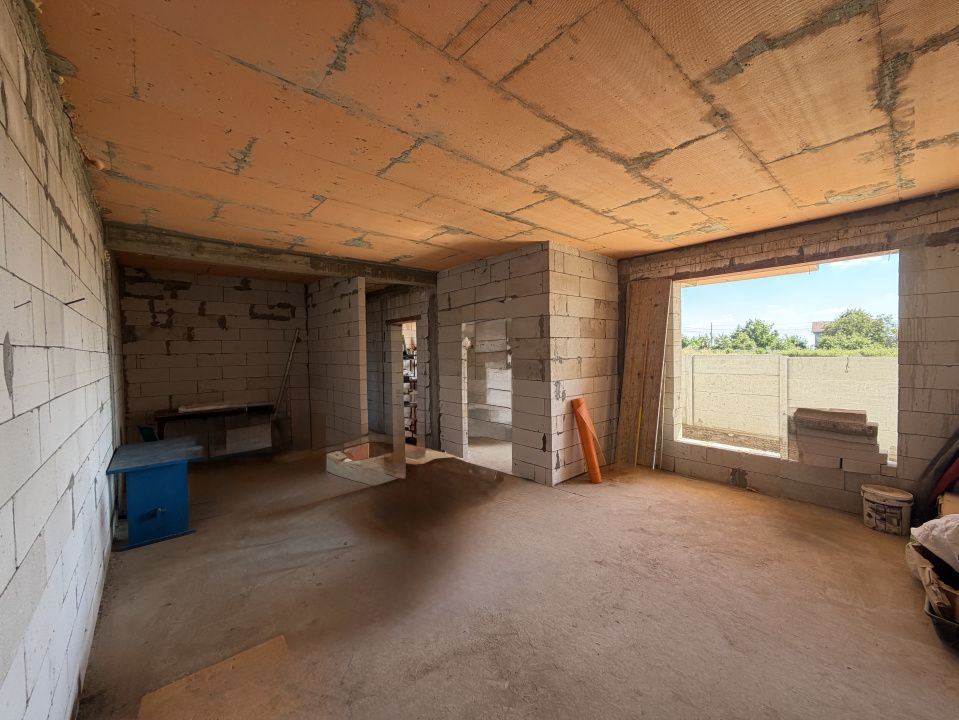 Casa la rosu pe  parter, 133mp utili, anexa 39mp, Carcea, zona profi – fotografia 6 din 12