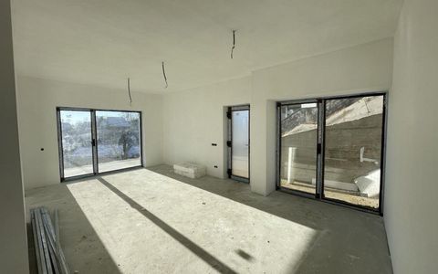 Ocazie! Casa in Feleac, 4 camere, 2 garaje, 140 mp, 1000 mp teren, panorama!