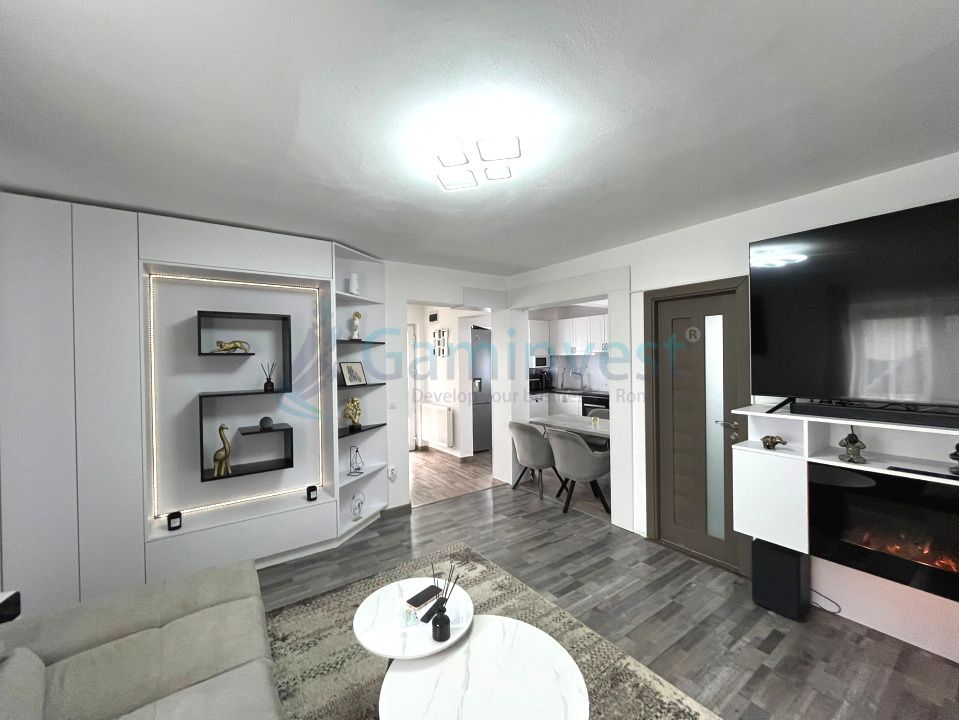 Casa de vanzare in Oradea cu 4 camere, zona Calea Santandrei – fotografia 2 din 17