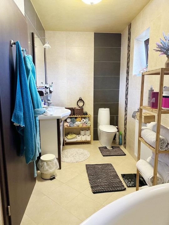 Casa Individuala, P+1, 260 mp, Finisaje Calitative - Sag – fotografia 57 din 65
