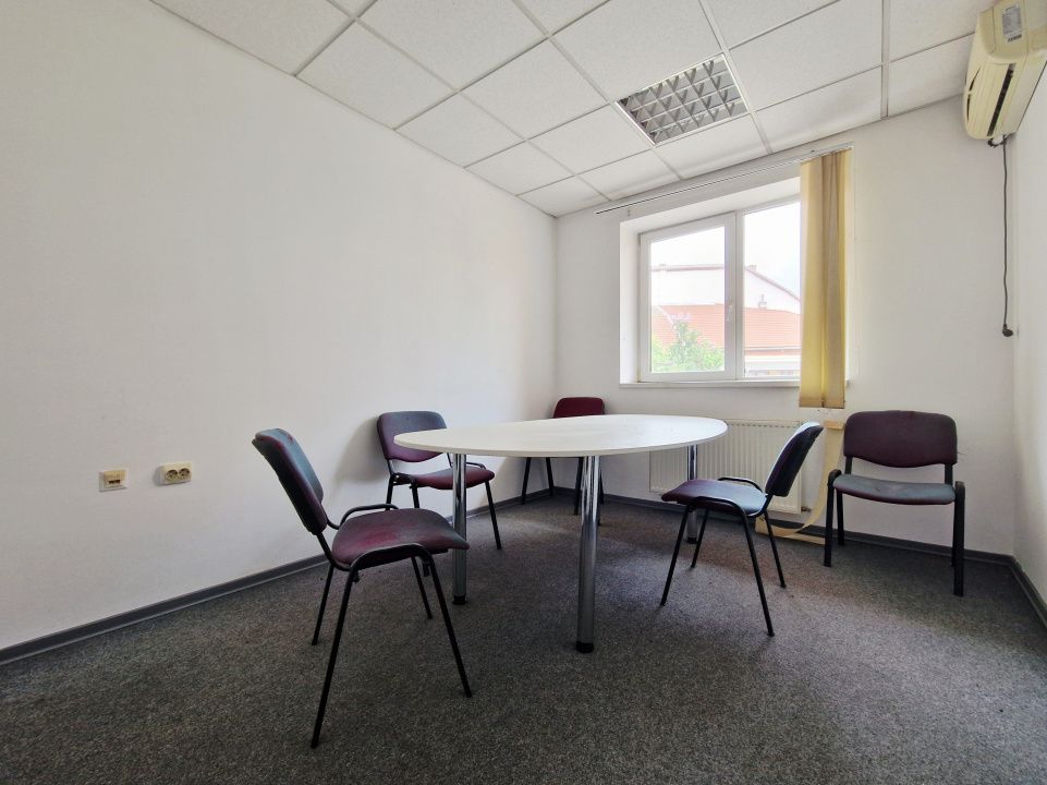 Casa pentru birouri, curte generoasa si 10 parcari zona Paris – fotografia 8 din 22