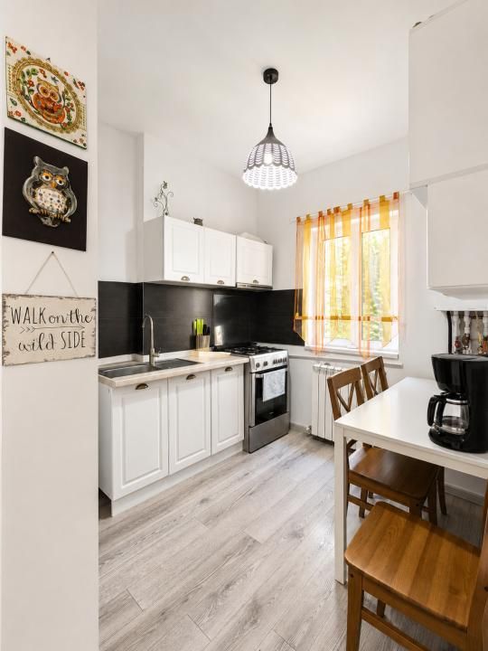0% Comision | 2 Camere cu farmec 70MP | Renovat 2023, tavane înalte, FARA Risc – fotografia 12 din 22