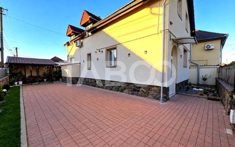 Casa individuala de vanzare cu 2 fronturi stradale zona Tiglari Sibiu