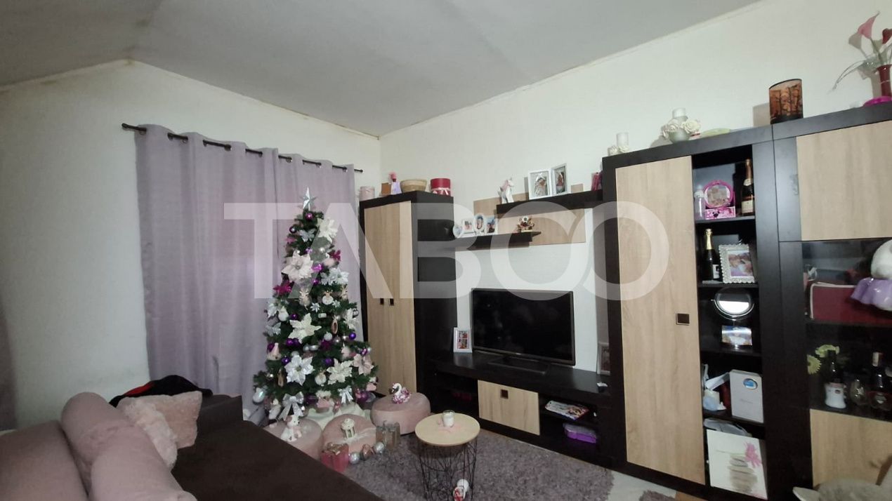 Apartament la casa de vanzare 4 camere 2 bai 118 mp Slimbar Sibiu – fotografia 4 din 5