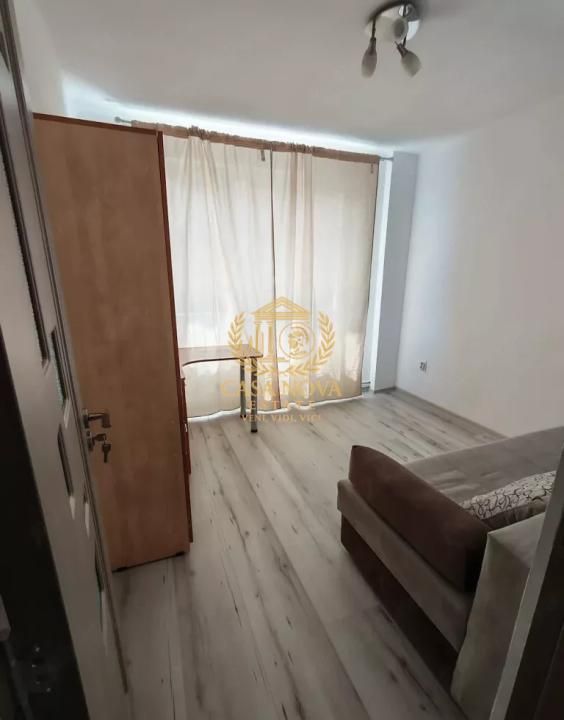Apartament 3 camere 60mp, balcon, etaj intermediar, zona Garii – fotografia 2 din 9