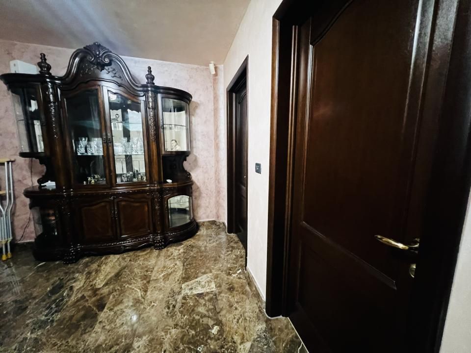 Vila cu 7 camere si piscina exterioara - Dumbravita - zona Decathlon – fotografia 15 din 18