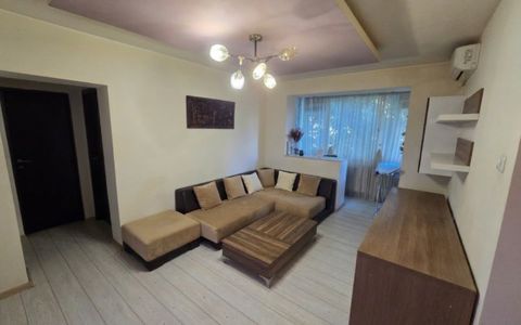 Apartament 3 camere de vânzare │ Dacia │ Etaj intermediar