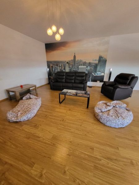 Apartament 3 camere 167MP | Prelungirea Ghencea | Loc de parcare | – fotografia 3 din 23