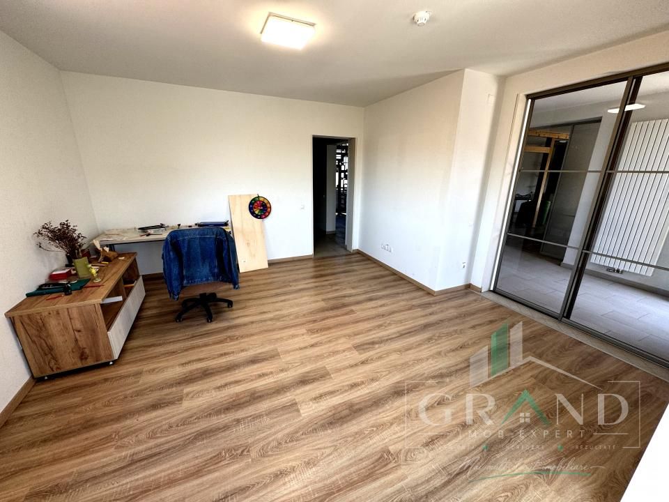 Spații administrative/birouri+posibil locuință | 271 mp | Iris–Piața 1 Mai – fotografia 9 din 50