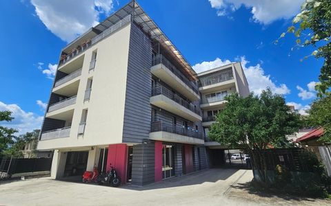 Apartament cu parcare subterana si boxa, Semicentral