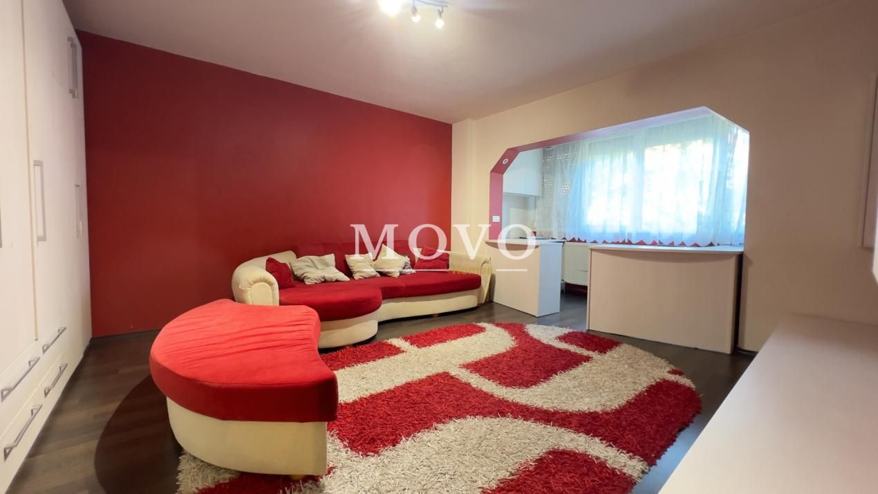 Apartament 3 camere decomandat | 2 Bai | Etaj 2 | Centrala | 80mp | Zona Lunei – fotografia 1 din 13