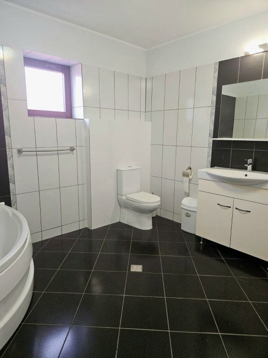 Casă tip Duplex ideală pentru două familii – confort, intimitate și funcționalit – fotografia 23 din 31