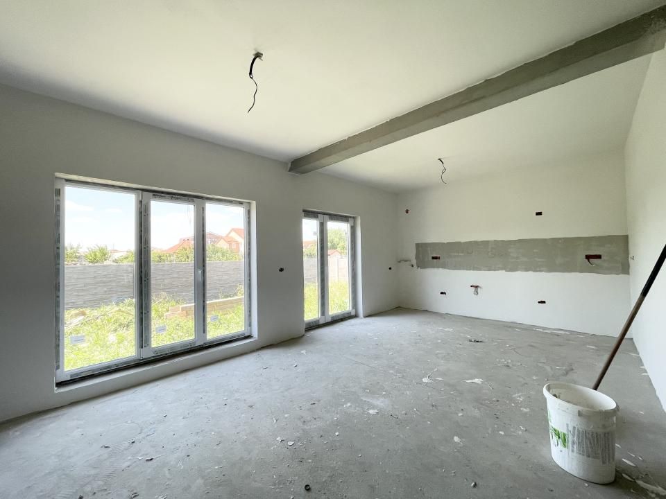 Duplex cu 3 camere - centru Mosnita Veche – fotografia 1 din 8