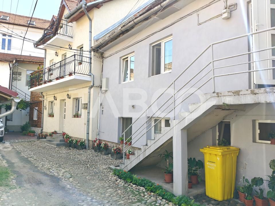 Apartament la casa 3 camere 70 mpu utili in apropiere de Piata Cibin – fotografia 9 din 10