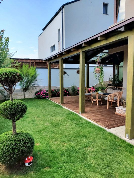 Apartament superb cu 3 camere de inchiriat, terasa si curte, parcare – fotografia 16 din 16