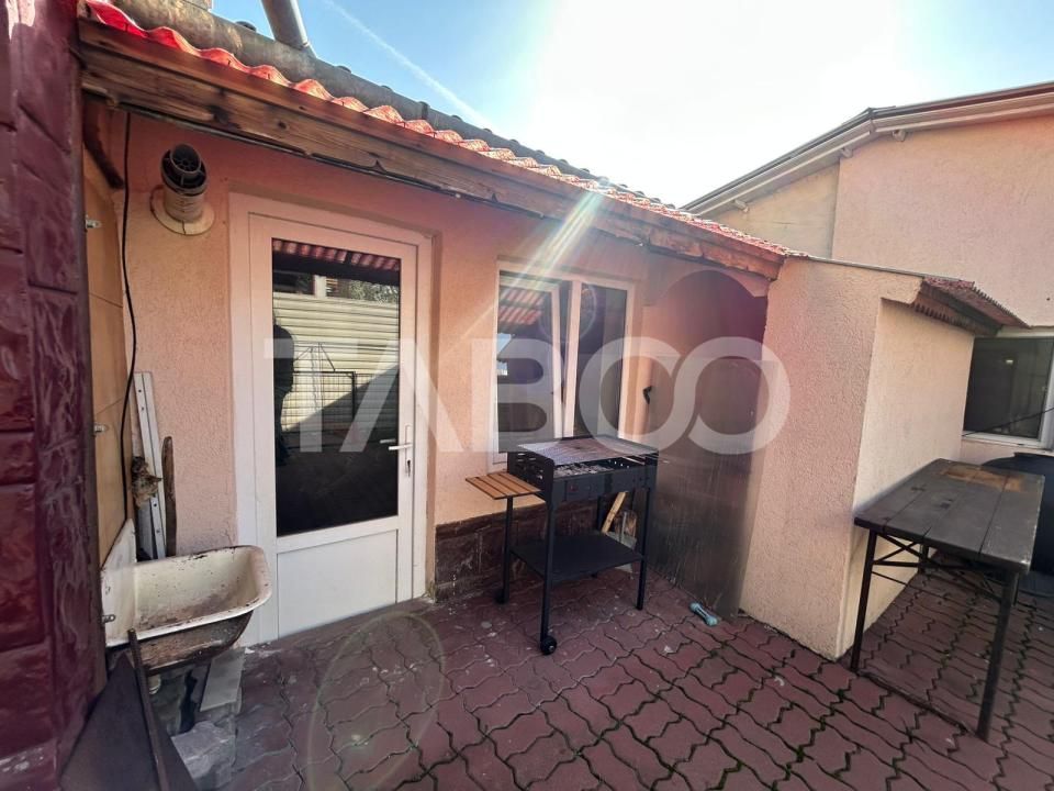 Casa 5 camere  individuala cu piscina incalzita acces auto Turnisor – fotografia 17 din 32