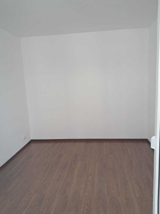  – fotografia 6 din 7