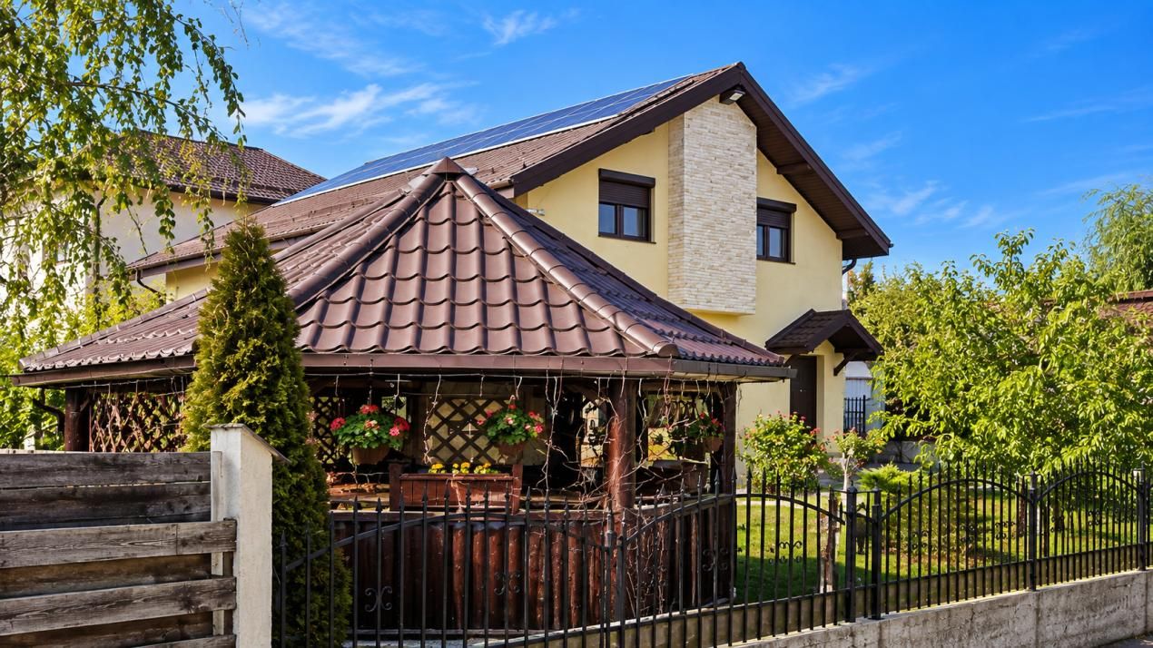 Casă lângă lac cu panouri fotovoltaice | Afumați – fotografia 16 din 17
