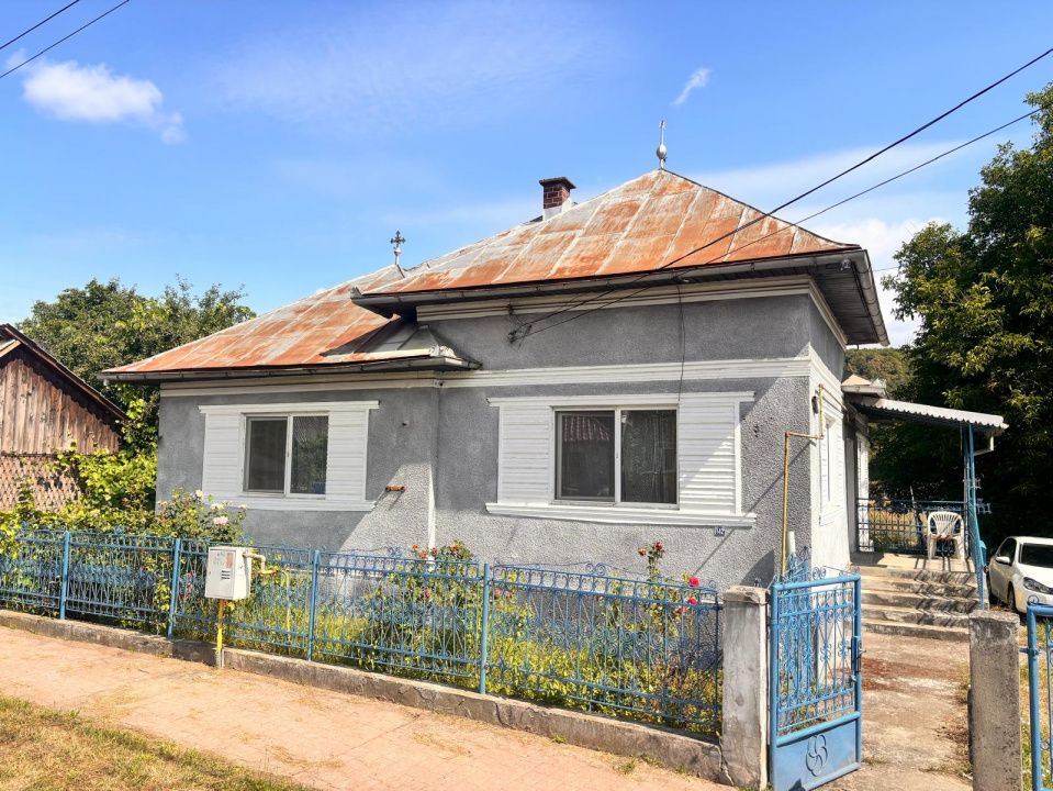 Casă cu teren 2.200 mp – Beclean – fotografia 1 din 13