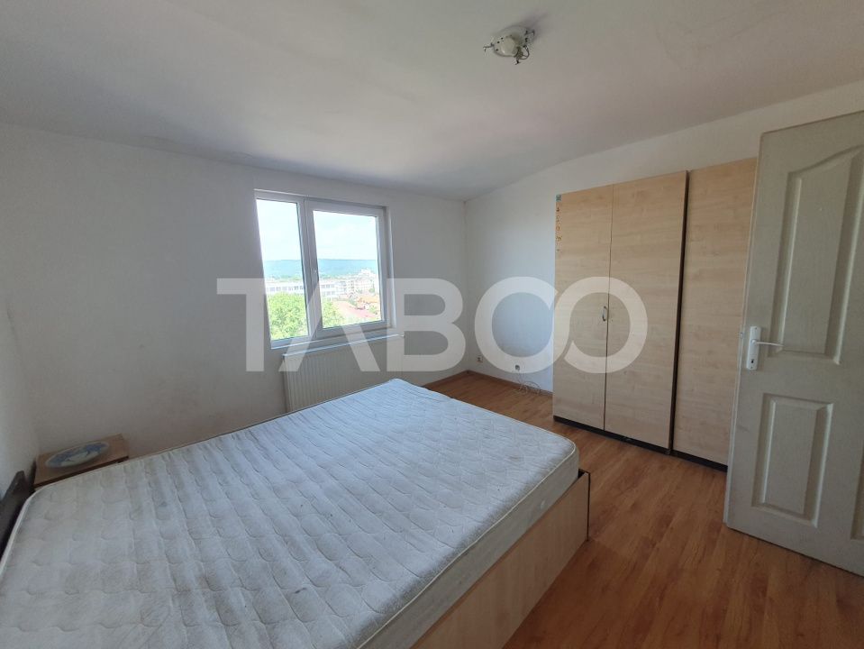 Apartament 3 camere decomandat 80 mp +  balcon cu scara interioara – fotografia 5 din 8