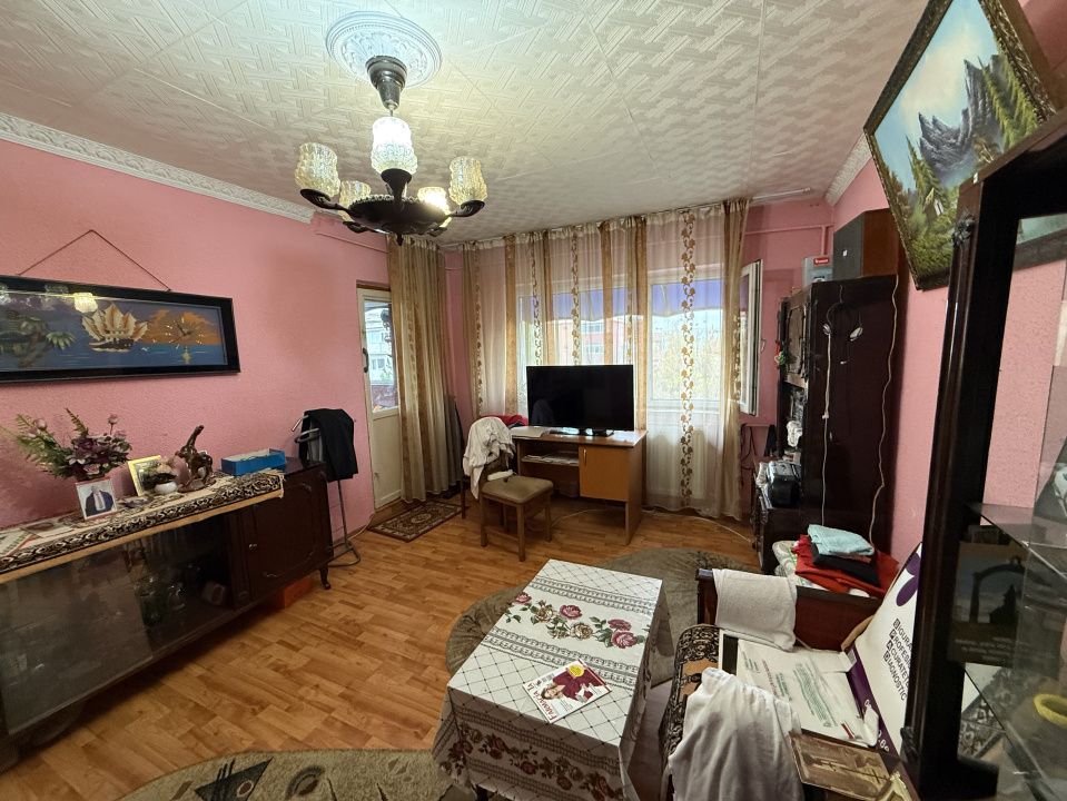 Apartament, 2 camere, 54 mp, decomandat, Rovine, Zona Cofetaria Damarin – fotografia 3 din 9