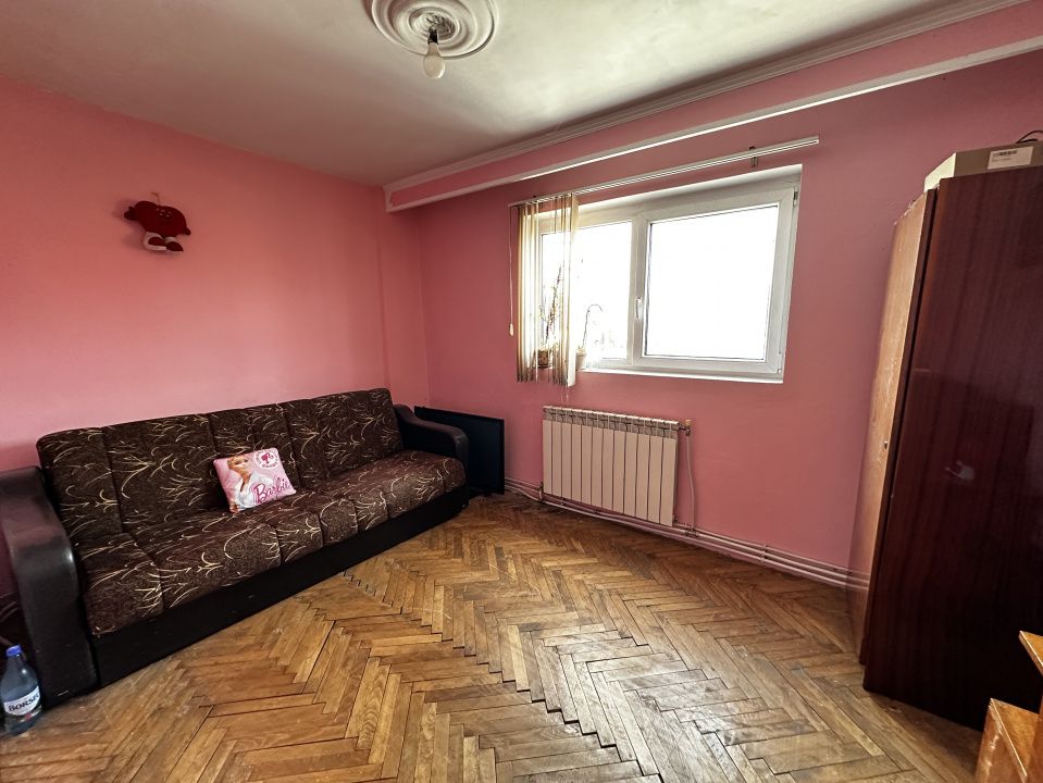 Apartament 3 Camere Vanzare CETATE Flanco Etaj 1, Nefinisat, Centrala Termopane – fotografia 5 din 16