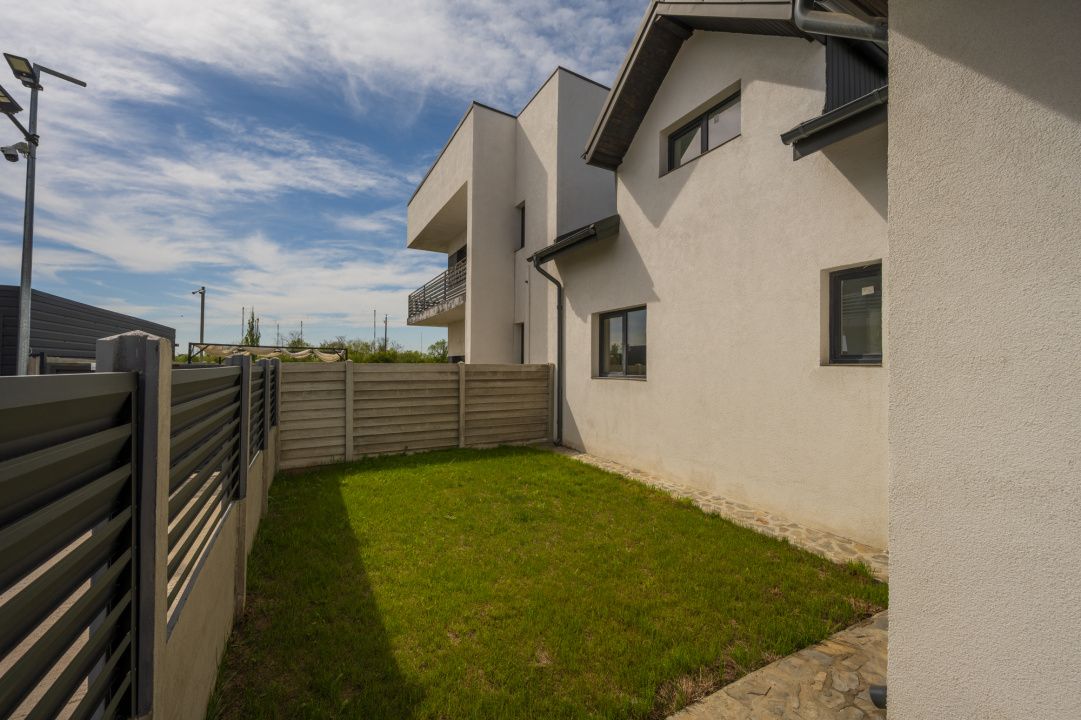 DOMNESTI - INTRAREA FOISORULUI, VILA 245 MP TOTAL, LOT 357 MP! – fotografia 42 din 47