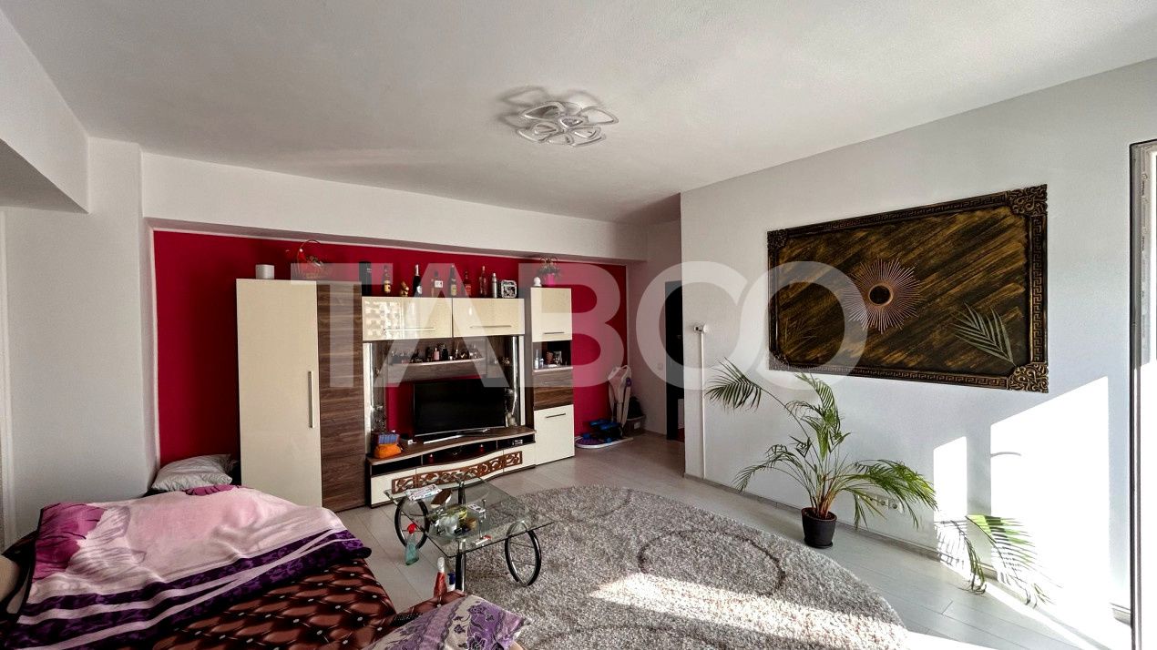 Apartament de vanzare decomandat parcare balcon Doamna Stanca in Sibiu – fotografia 1 din 12