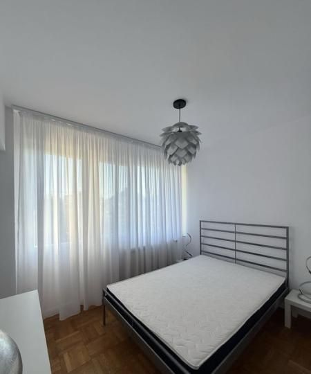 3 Camere de inchiriat | P-ta Romana | Metrou | Renovat | Mobilat – fotografia 1 din 8