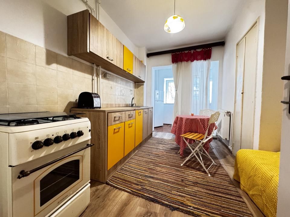 Apartament cu 2 camere si balcon | etaj 1 | Mioritei | de vanzare – fotografia 8 din 13