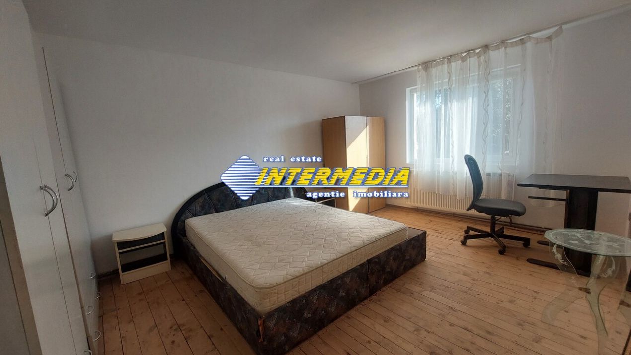 Casa pe un nivel in suprafata utila de 120mp zona Centru – fotografia 3 din 6