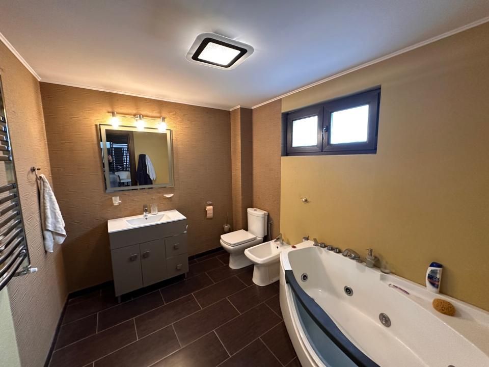 Imobil nou  2015 | Eminescu - Mosilor - Fainari | Teren 246 mp | Garaj | – fotografia 16 din 33