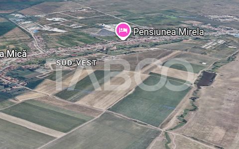 Opotrunitate de investitie - Teren parcelabil cu acces auto si curent