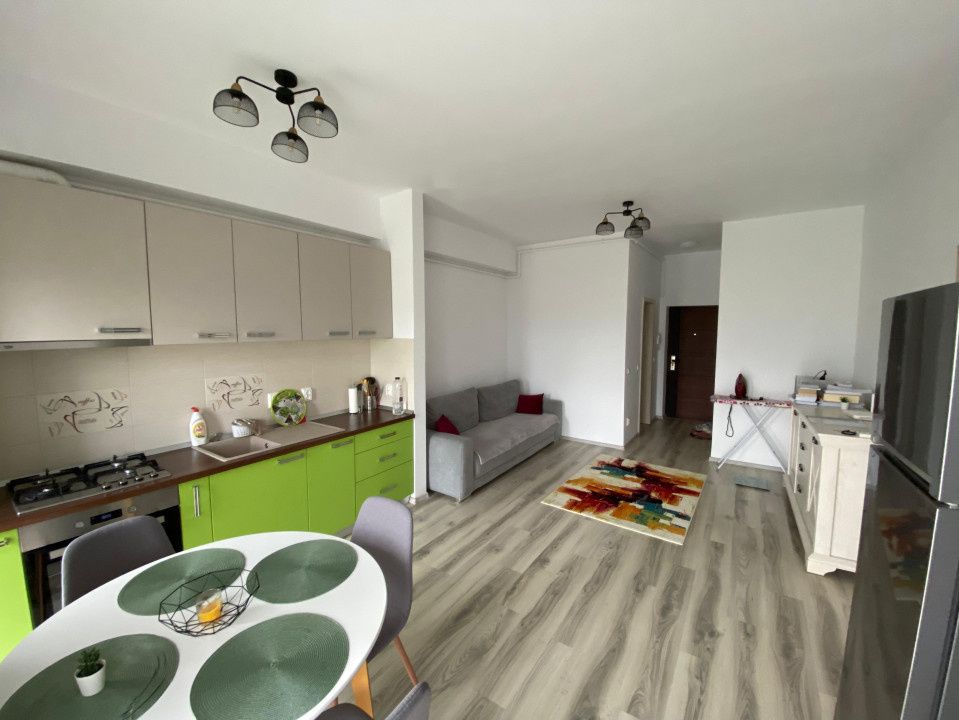 Apartament 2 camere de inchiriat 44 mpu parcare balcon zona Magnolia – fotografia 1 din 9