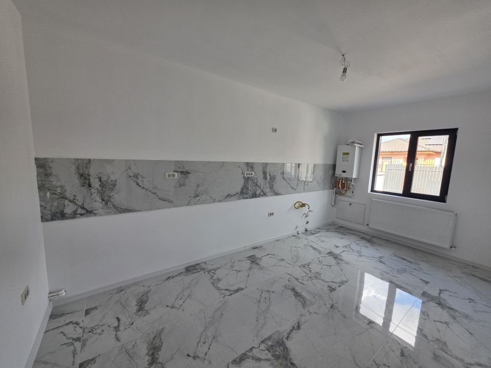 Exclusivitate! Casa la sol, 3 camere, posibilitate mansardare, Valu lui Traian! – fotografia 7 din 8