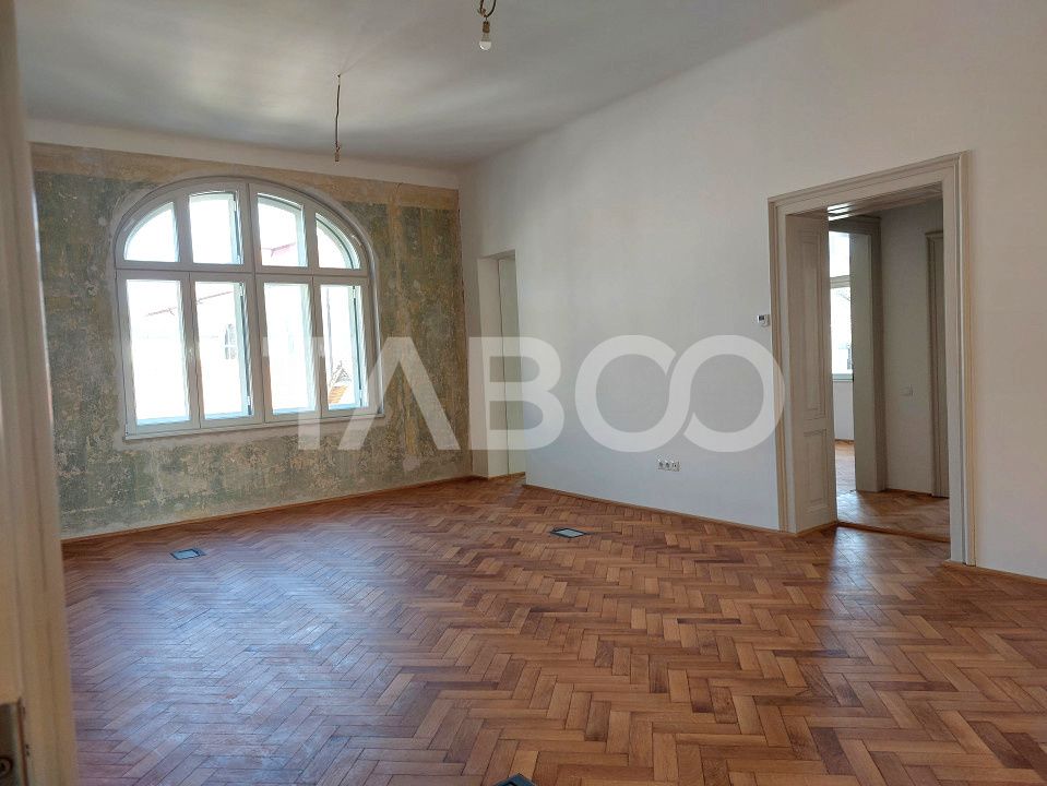 Casa istorica restaurata modernizata in totalitate zona Centrala Sibiu – fotografia 16 din 60