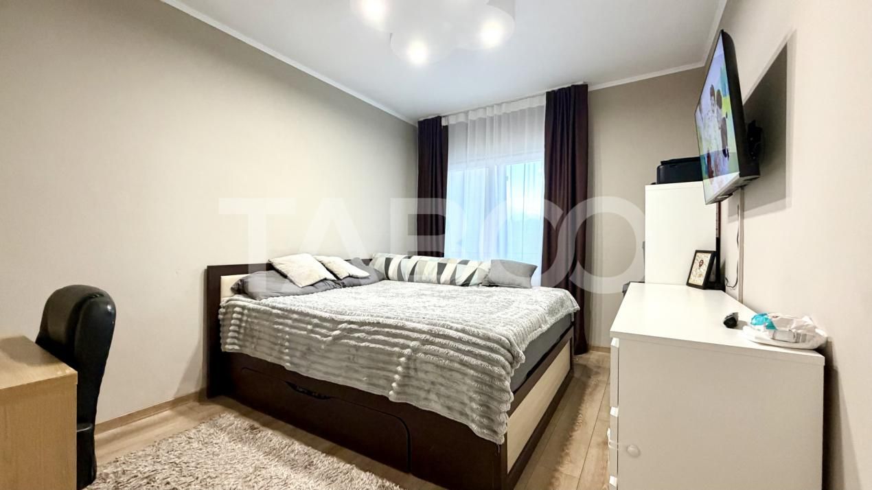 Apartament cu 2 camere de vanzare renovat la cheie Gilau – fotografia 3 din 4