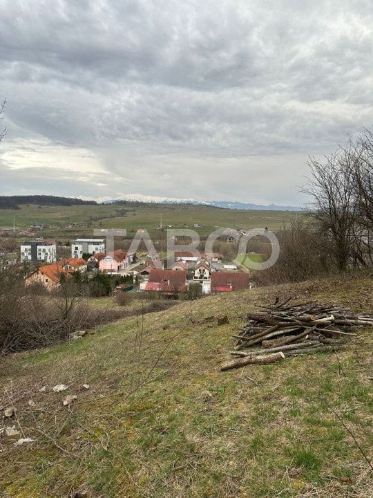 Teren intravilan 791 mp utilitati langa parcela front 13 m Cisnadie – fotografia 1 din 6
