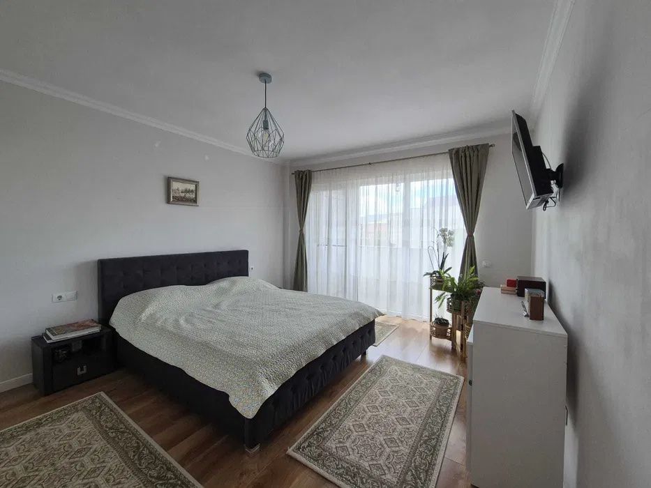 Apartament 3 camere | etaj 1 | parcare | zona Florilor – fotografia 4 din 8