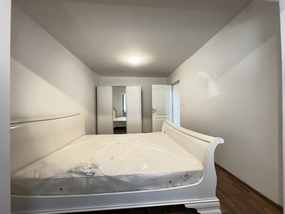 Apartament cu 2 camere str. Banca Nationala | recent renovat | prima inchiriere – fotografia 1 din 10