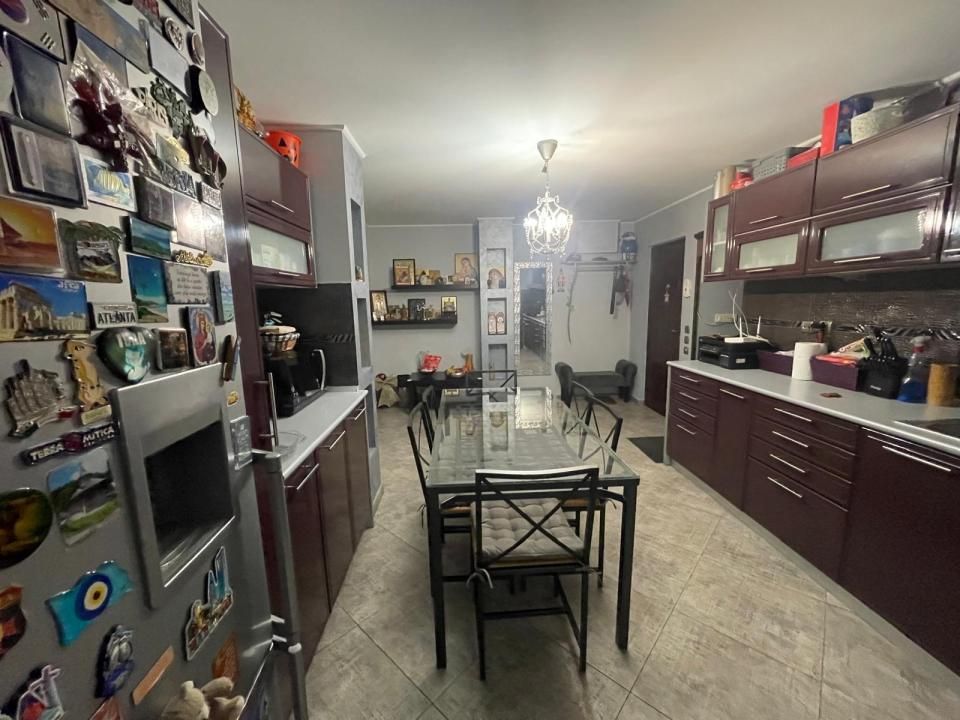Apartament 4 camere de vânzare parter zona Ostroveni Rm Vâlcea – fotografia 9 din 17