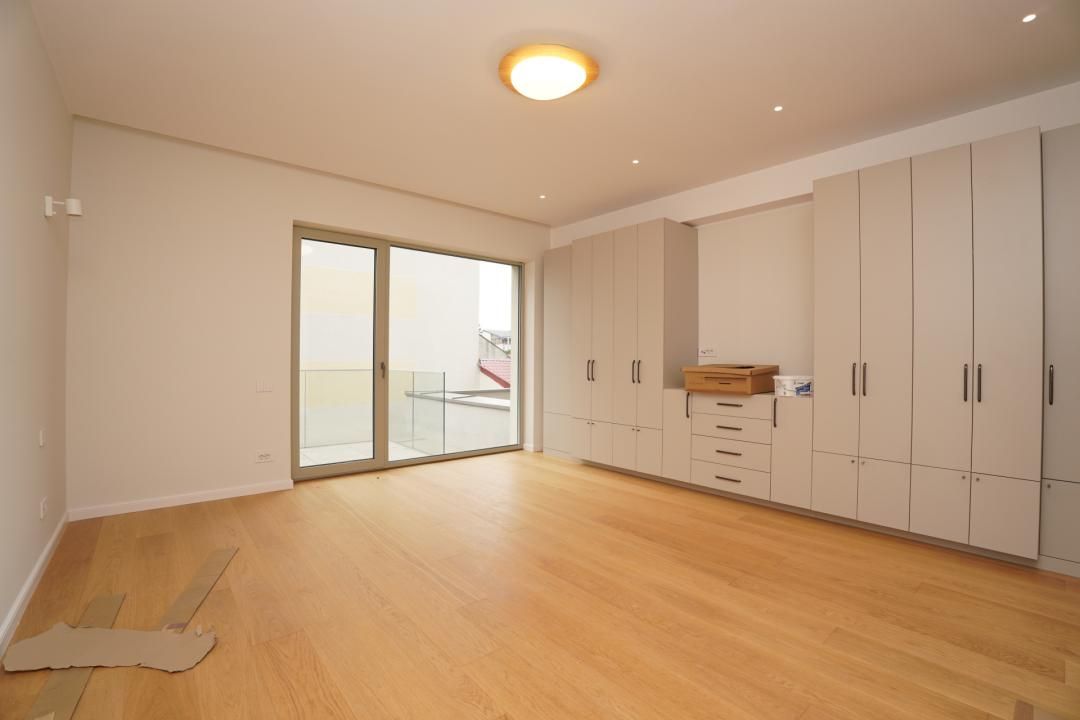 Clădire 9 Camere | 398 MP | Grădină 98 MP | 4 Parcări | Dorobanți – fotografia 11 din 24