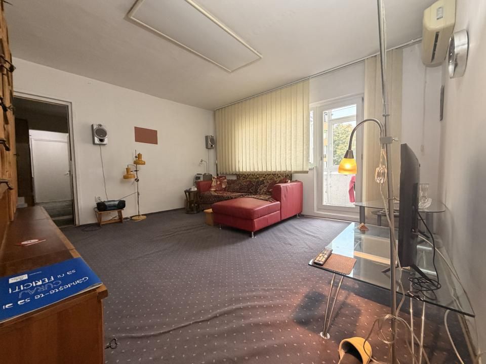 Apartament 3 camere, 72 mp utili, etaj 2, boxa înscrisă in CF - Soarelui – fotografia 2 din 13